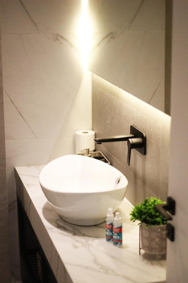 K58 Luxury Apartment Monastiraki Metro Station Acropolis Jacuzzi Athen Exterior foto