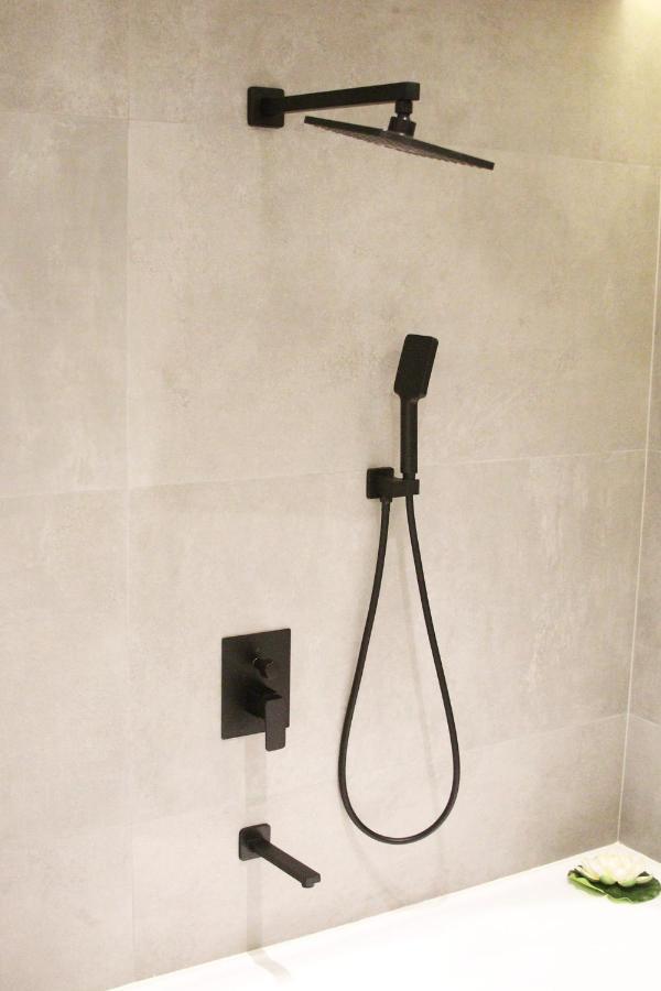 K58 Luxury Apartment Monastiraki Metro Station Acropolis Jacuzzi Athen Exterior foto